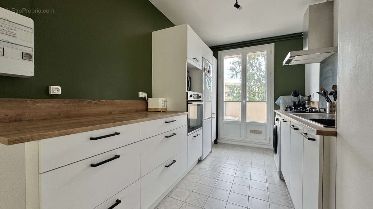 Appartement à TASSIN-LA-DEMI-LUNE