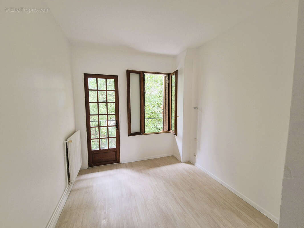 Appartement à NOGENT-SUR-MARNE