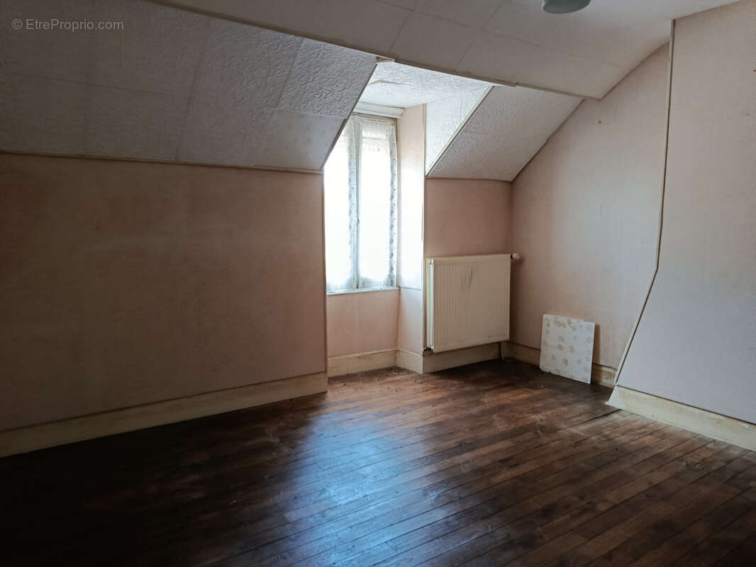 Maison de bourg avec garage - photo 8