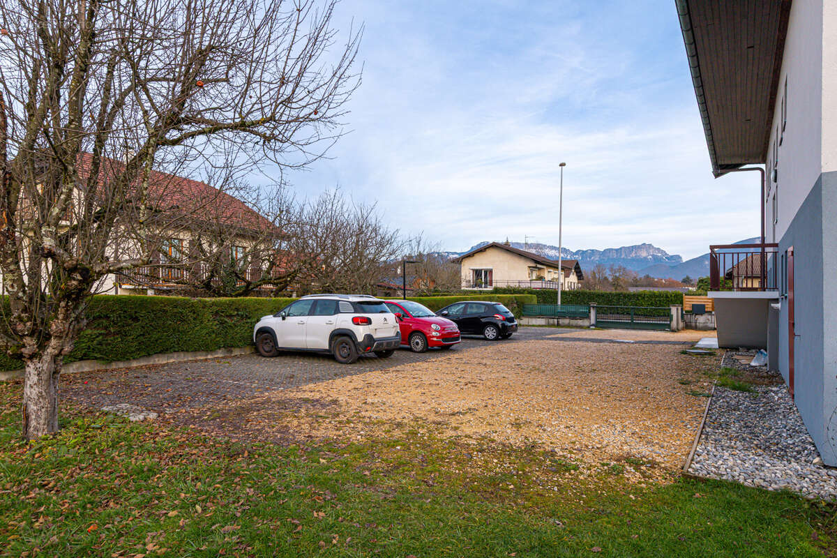Appartement à POISY