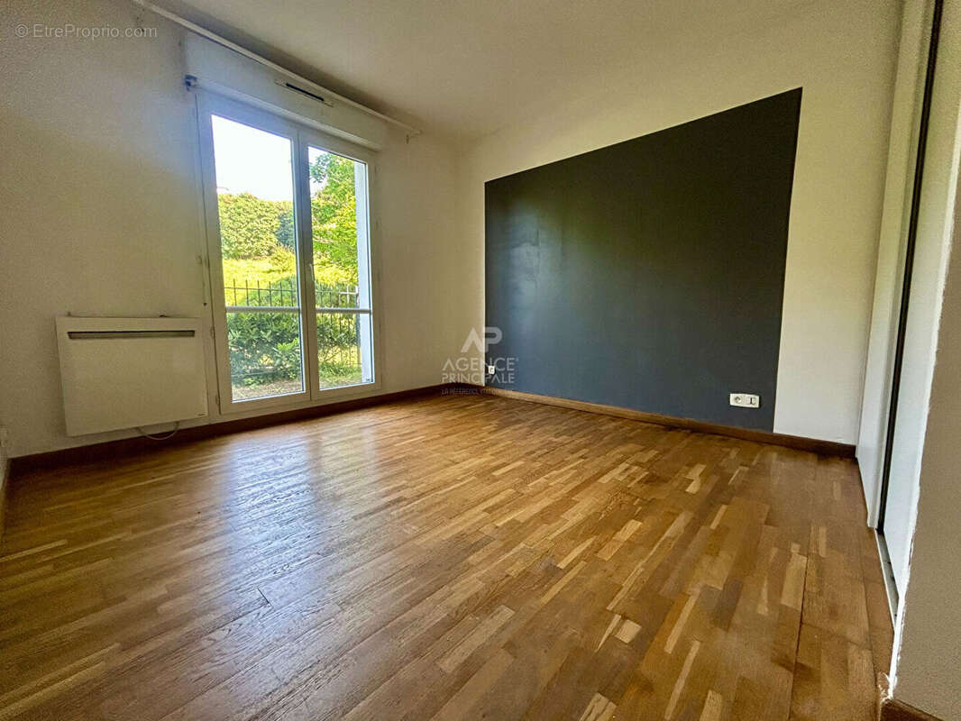 Appartement à CARRIERES-SOUS-POISSY