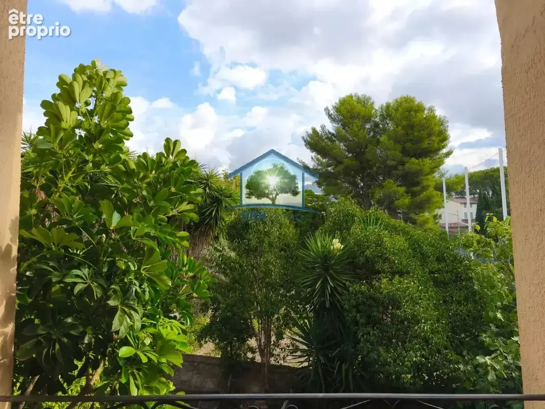 Toulon Ouest - Grande demeure divisée en deux appartements - photo 20