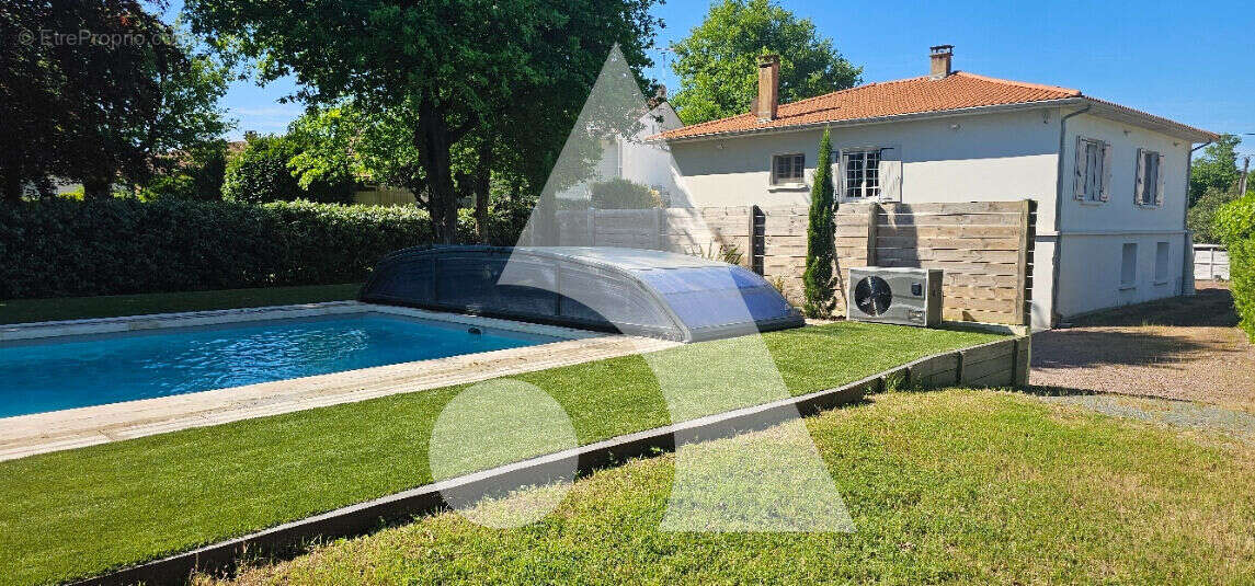 Maison à LA TREMBLADE