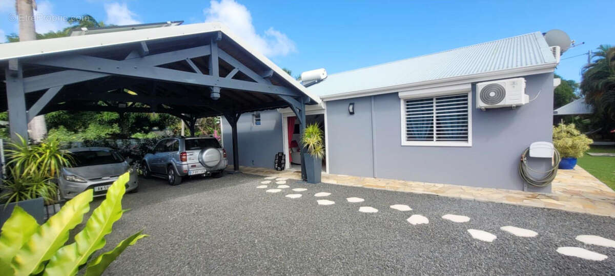 Maison à SAINT-FRANCOIS