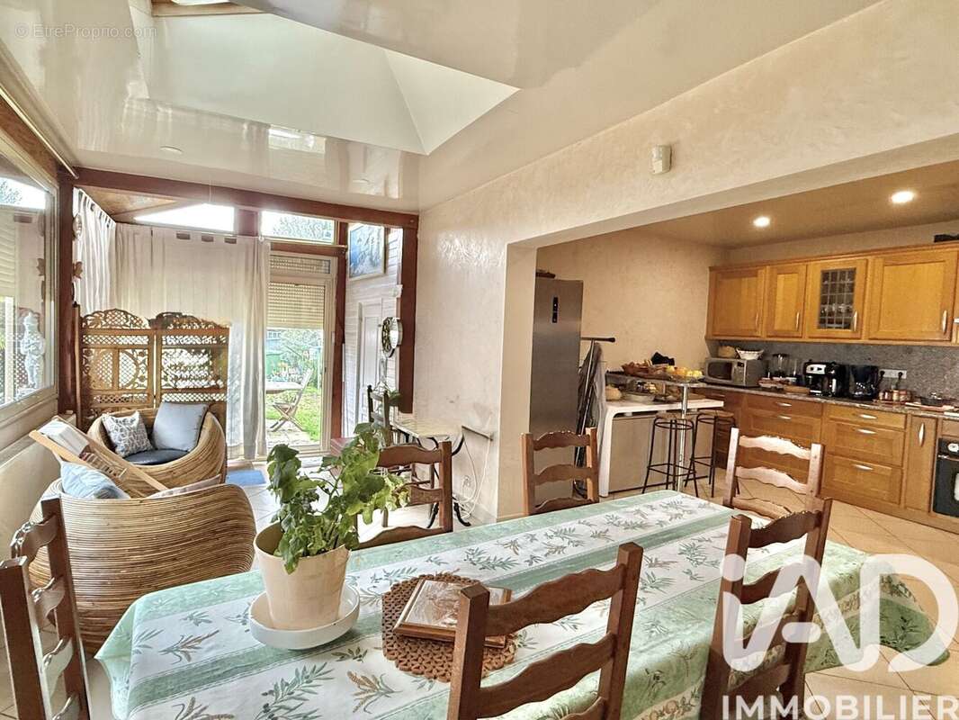 Photo 2 - Maison à MORANGIS