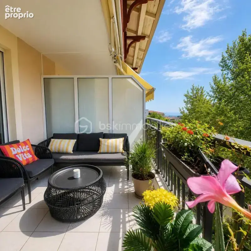 3 pièces - dernier étage - terrasse - piscine - garage - photo 11