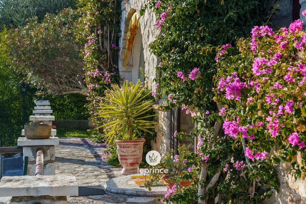 Appartement à VENCE