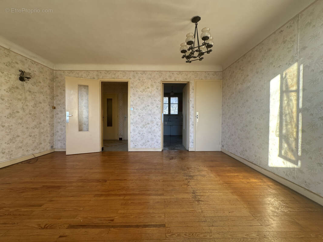 Appartement à MEYLAN
