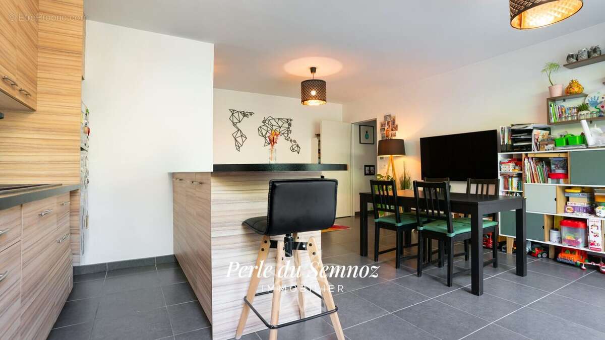 Appartement à SEYNOD