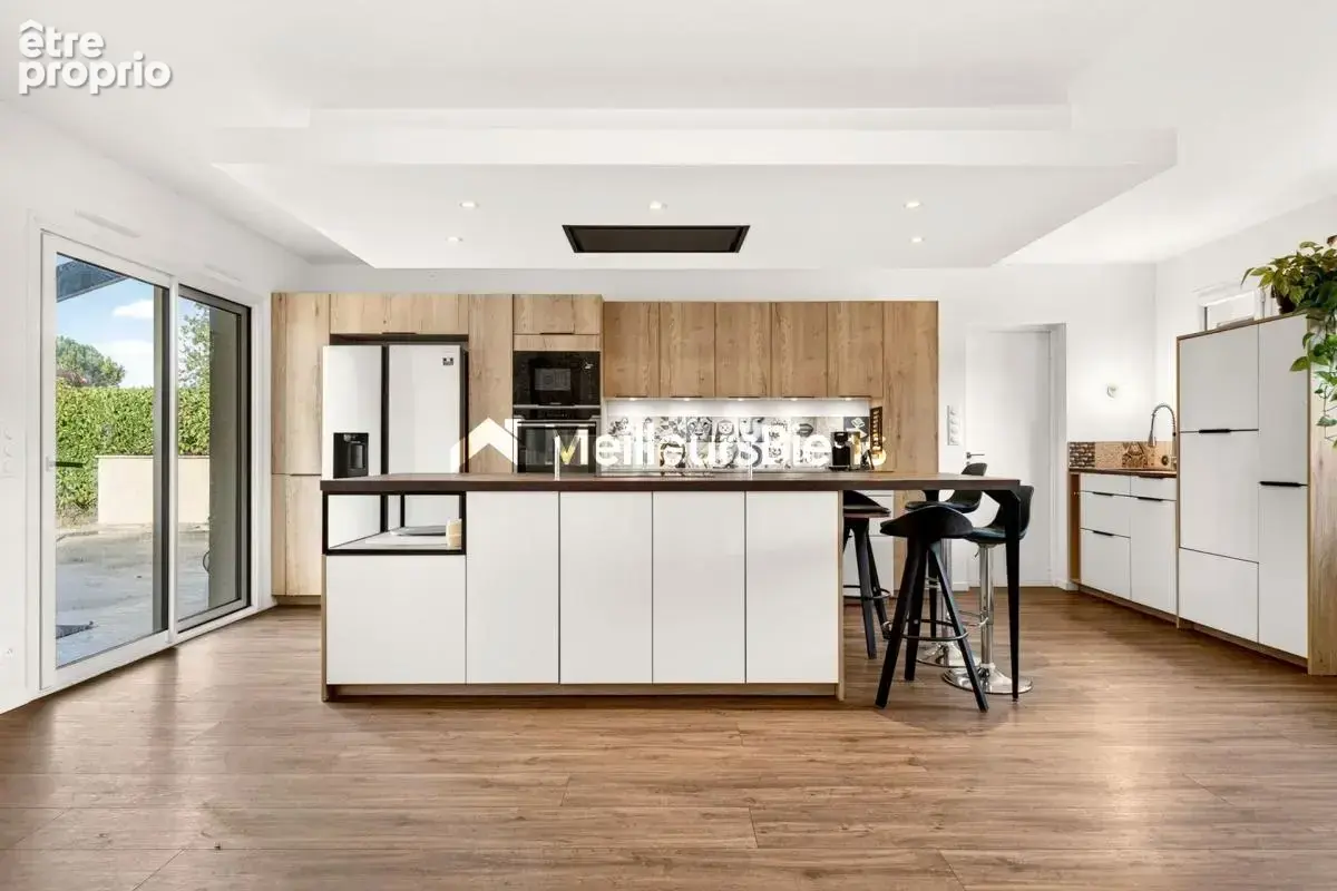 Ensemble Immobilier de 2 maisons - 145m² - piscine - photo 3