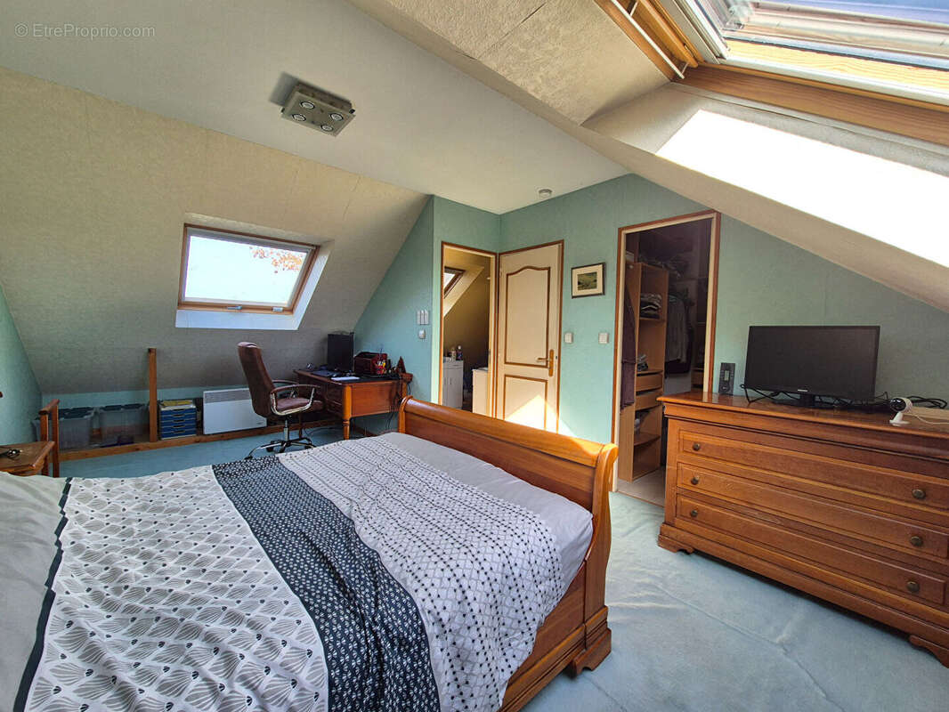 Maison à MONTIGNY-LE-BRETONNEUX