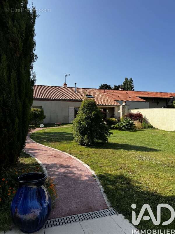 Photo 2 - Maison à TILLIERES