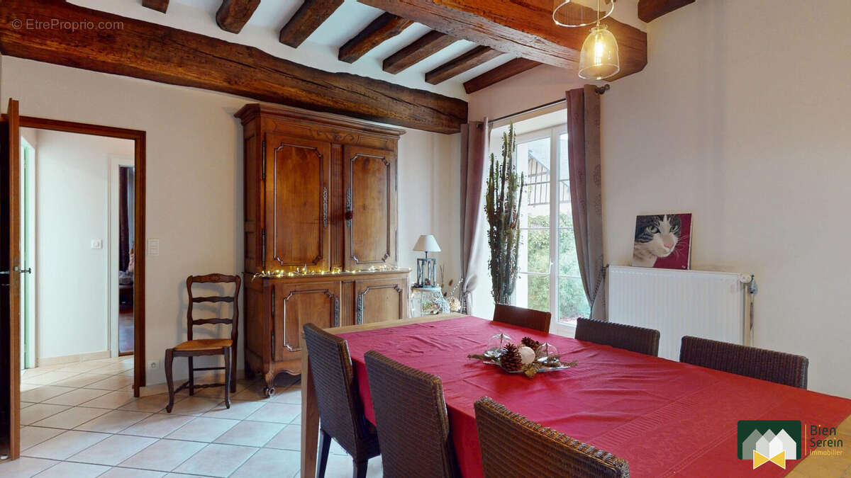 Maison à BEAUVILLIERS