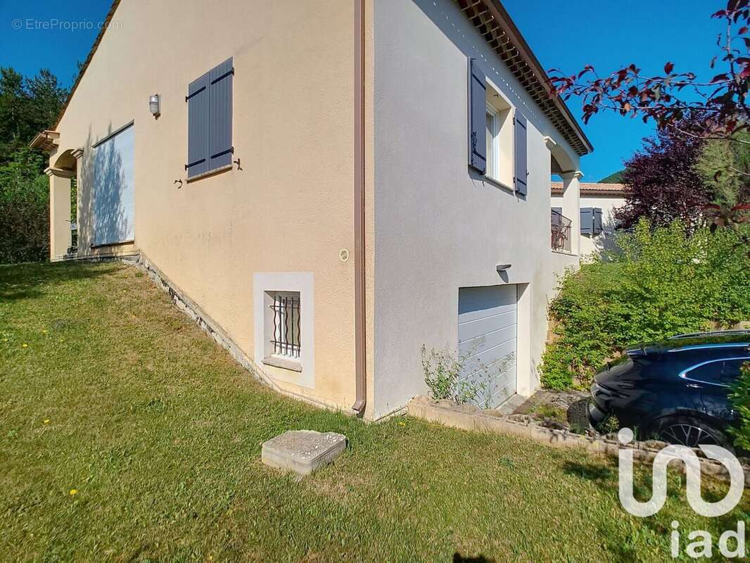 Maison 220 m² à Saint-Andre-Les-Alpes  - photo 7