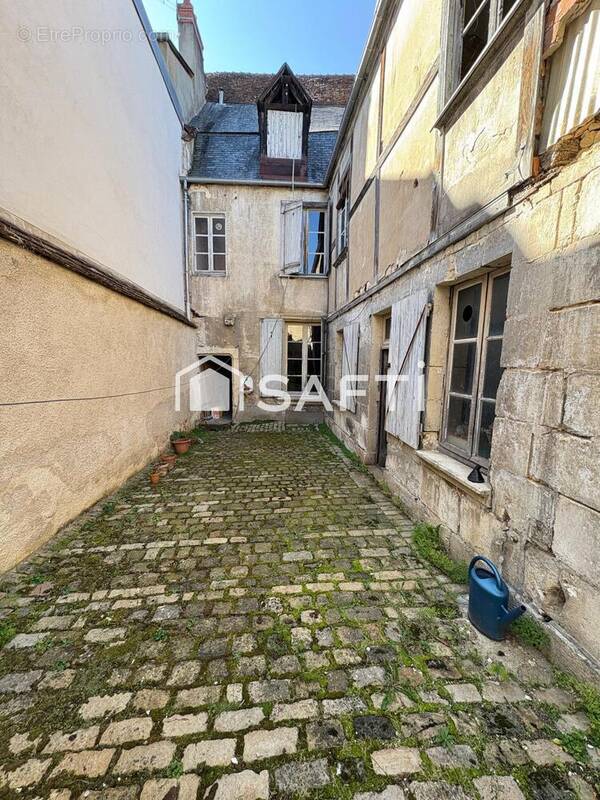 Photo 1 - Maison à BOURGES