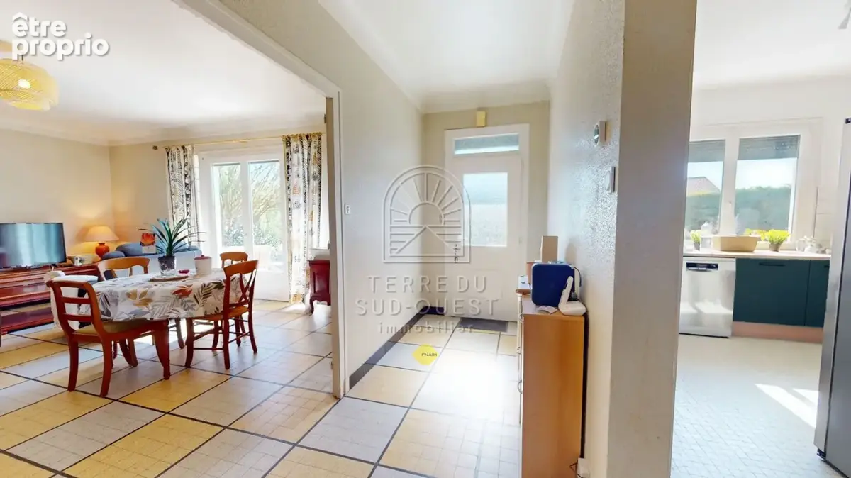 BAISSE DE PRIX - Maison avec jardin arboré - 102 m2 - Hagetmau - photo 3