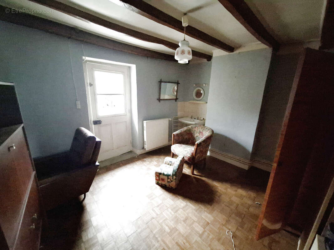 Maison à LE DORAT