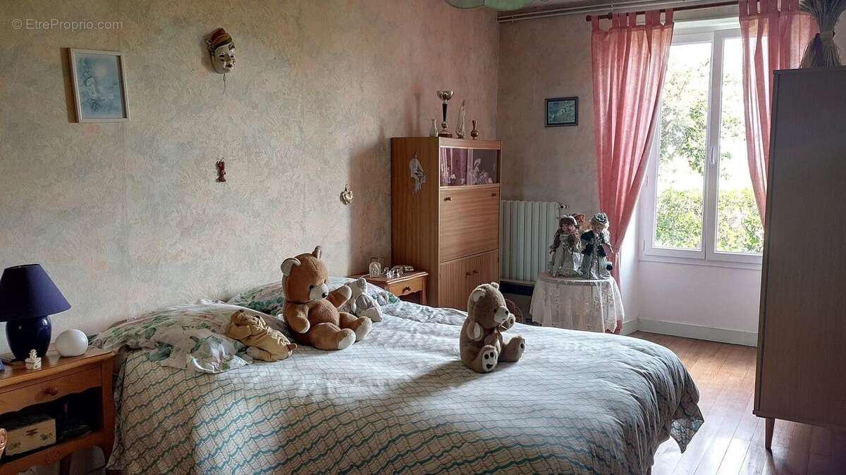 Maison à SAINT-HILAIRE-LA-PALUD