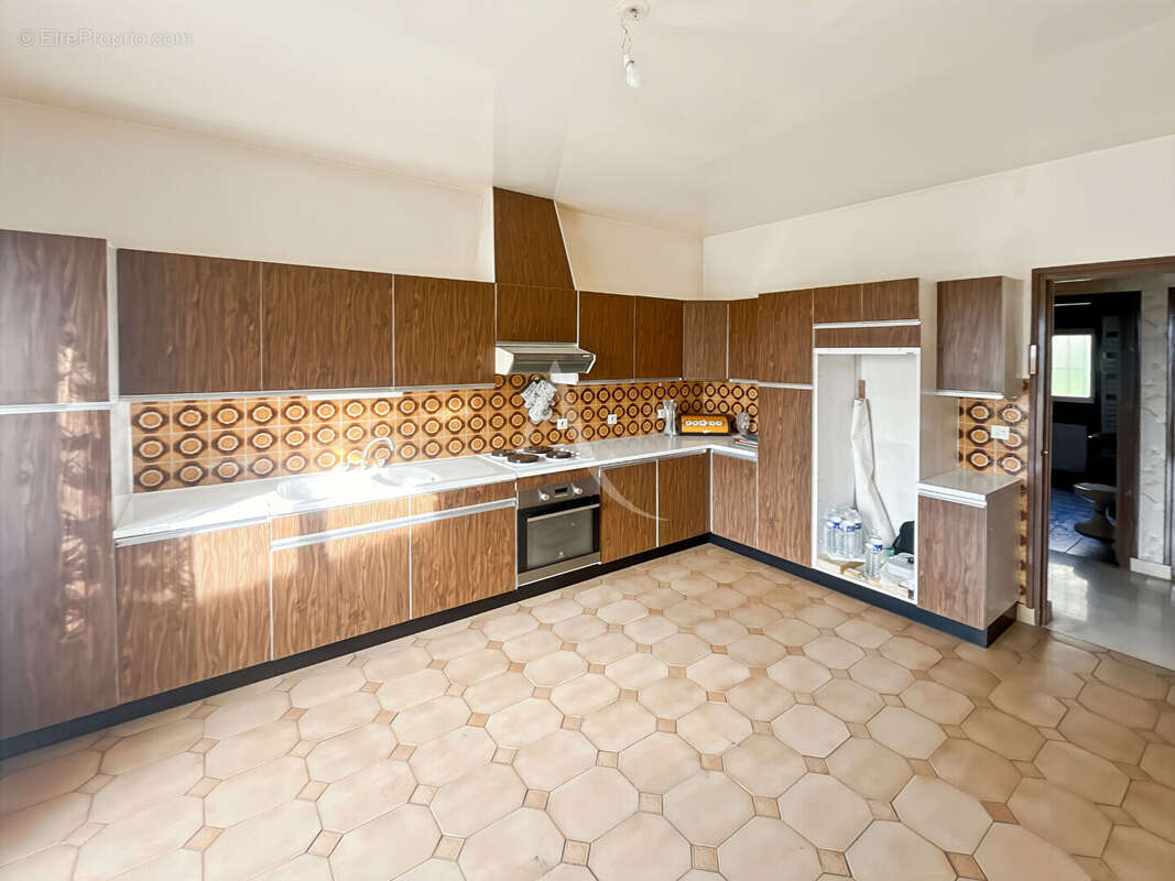 Maison à VAUX-SUR-SEINE