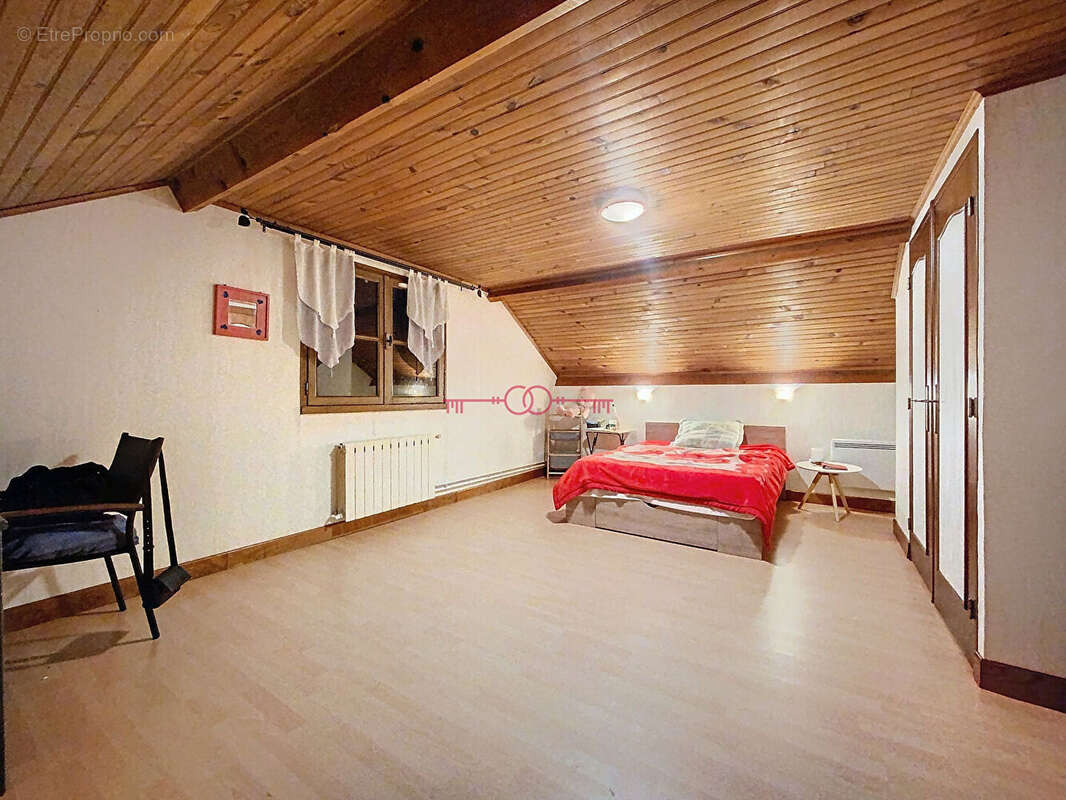 Maison à SAINTE-MENEHOULD