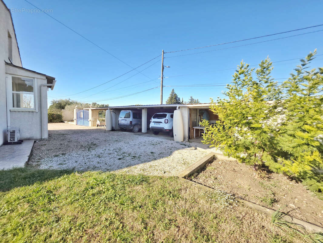 Maison à BEAUCAIRE