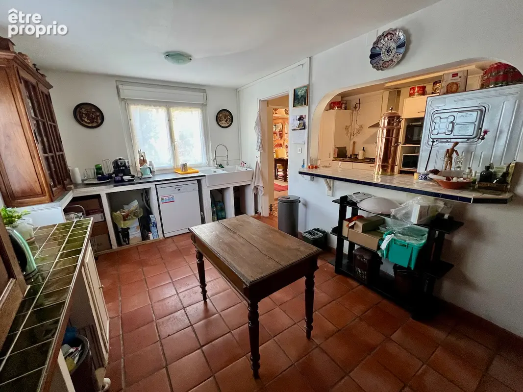 Maison d'environ 220 m² dans un des meilleurs quartiers de Villeneuve sur Lot, proche à pied du centre ville et de toutes ses co - photo 9