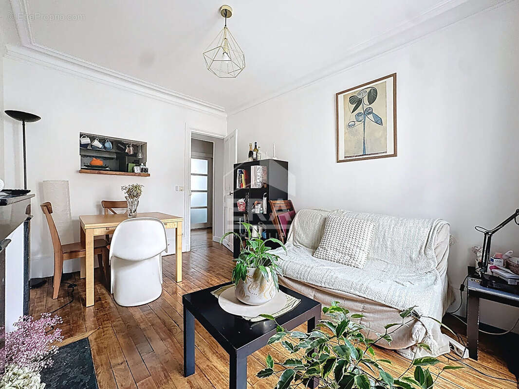 Appartement à PARIS-12E