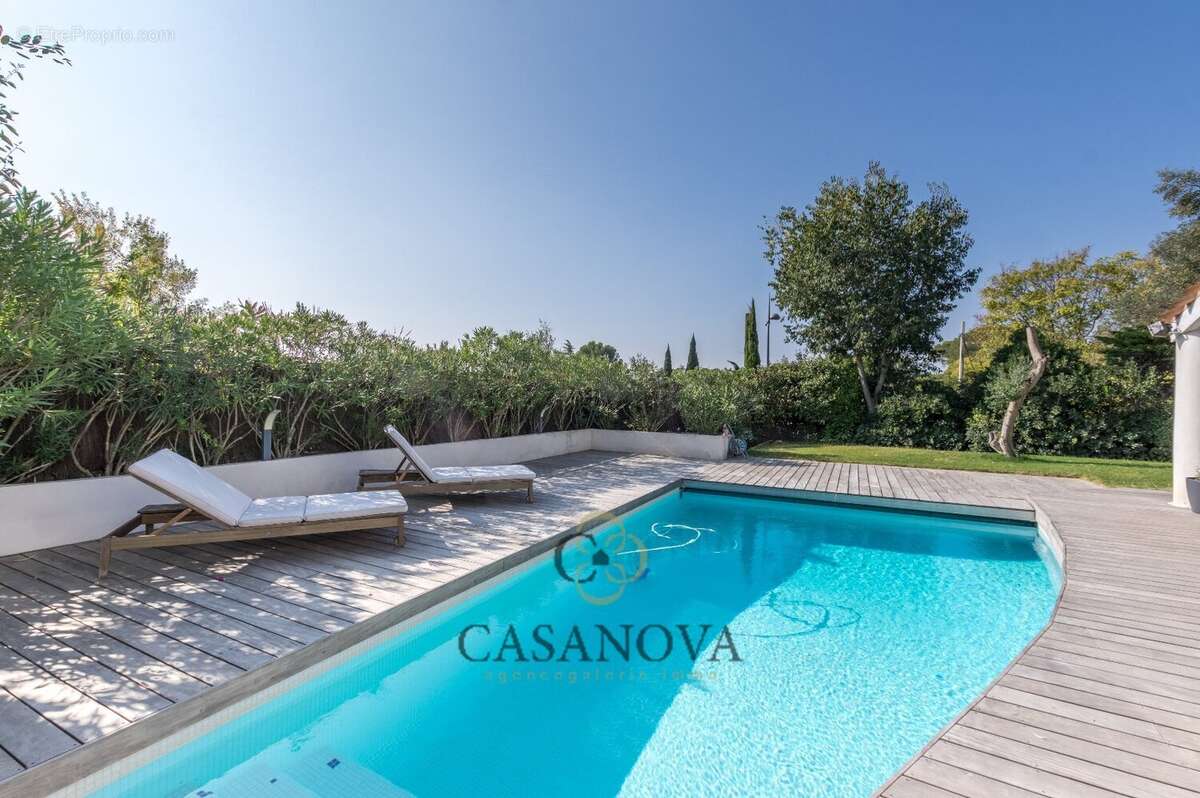 Maison à CASTELNAU-LE-LEZ