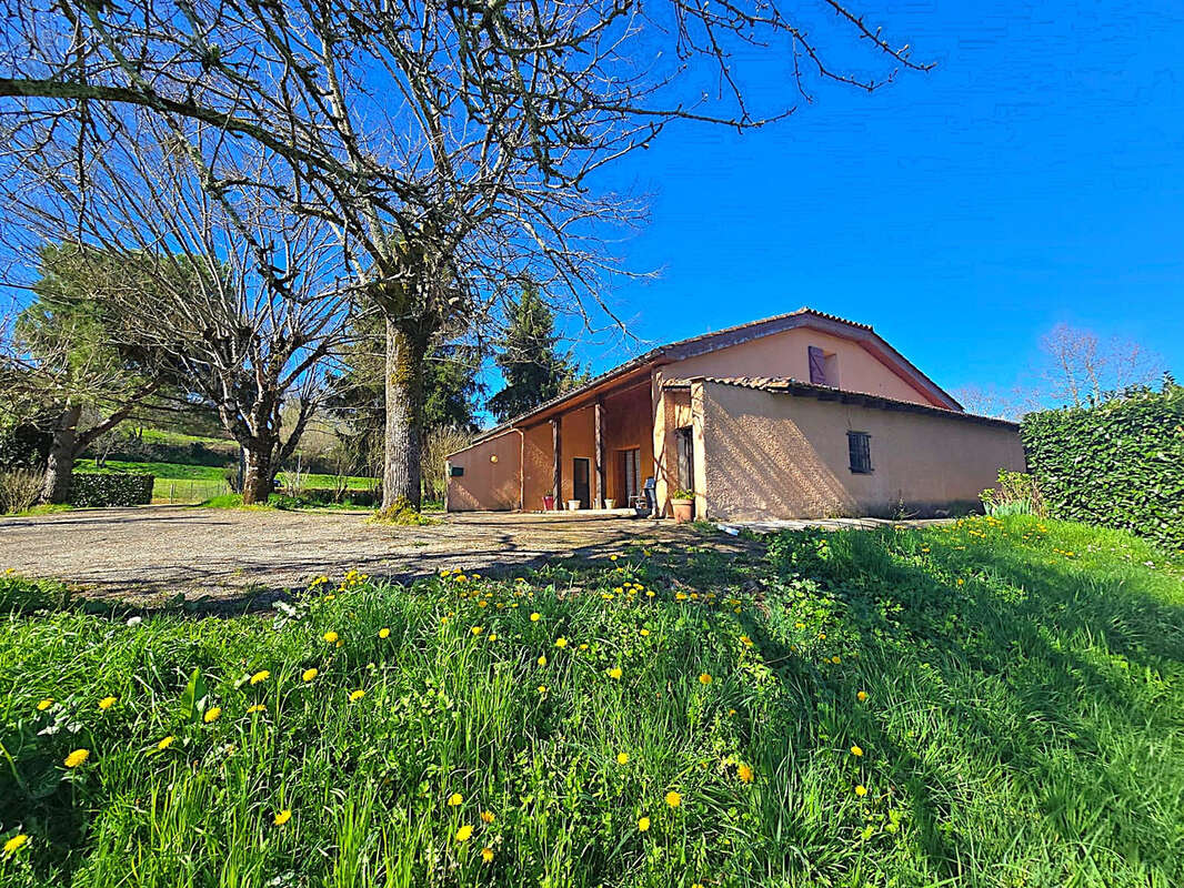 Maison à FUMEL