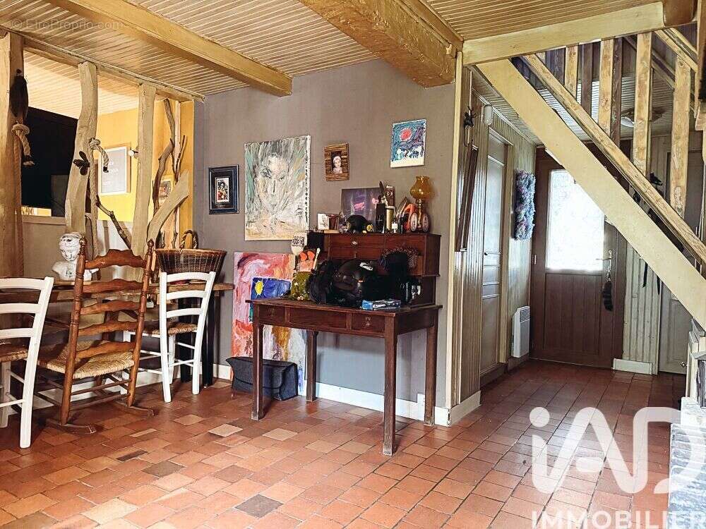 Maison 100 m² à Fiquefleur-Equainville  - photo 8