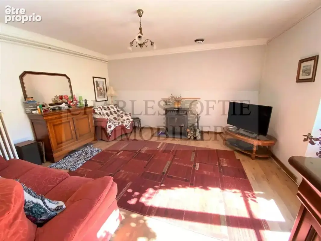  Très jolie maison en pierre avec grange aménagée et beau jardin - photo 16