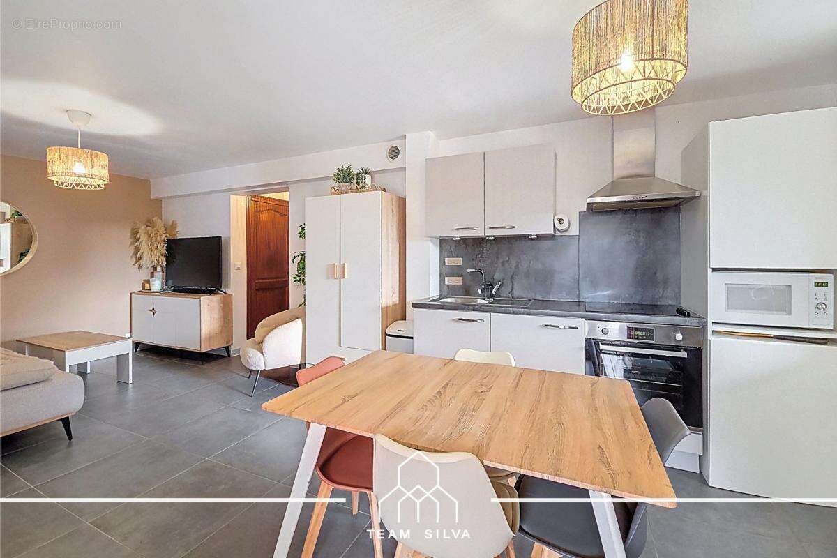 Appartement à TERNAY