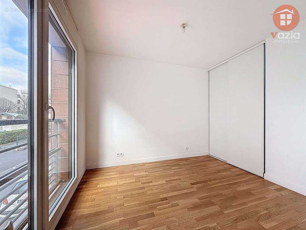 Appartement à SURESNES