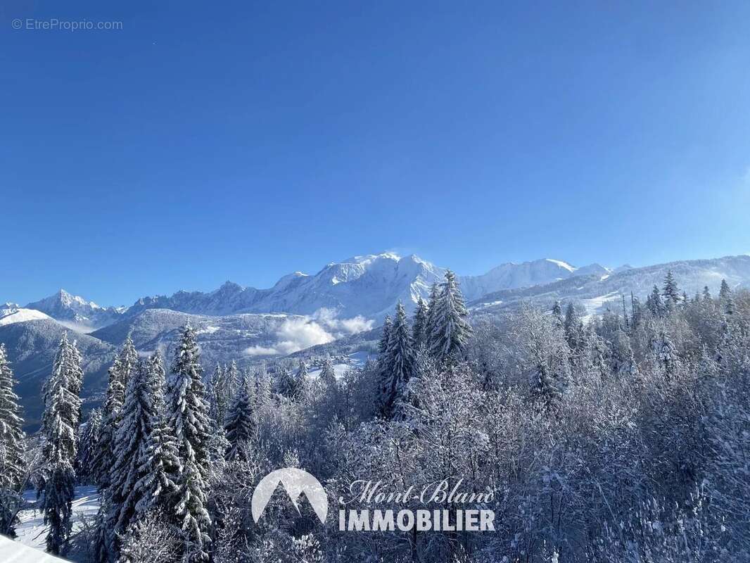 Appartement à COMBLOUX