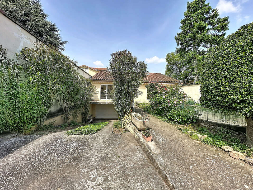 Maison à VENISSIEUX
