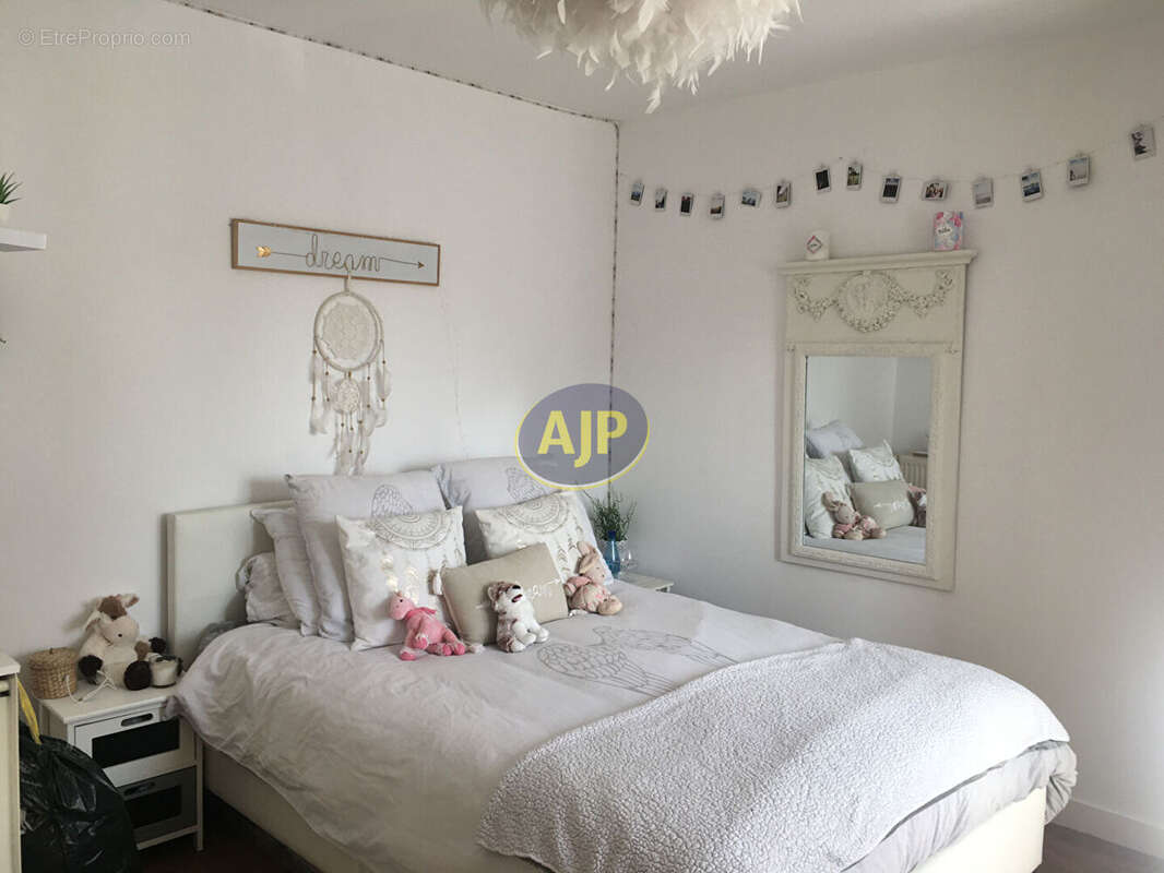 Maison à SAINT-MEDARD-EN-JALLES