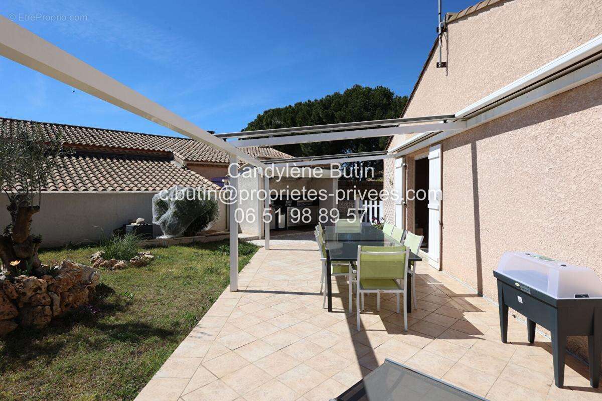Villa T5 avec piscine et espace détente ,120 m² habitables - photo 10