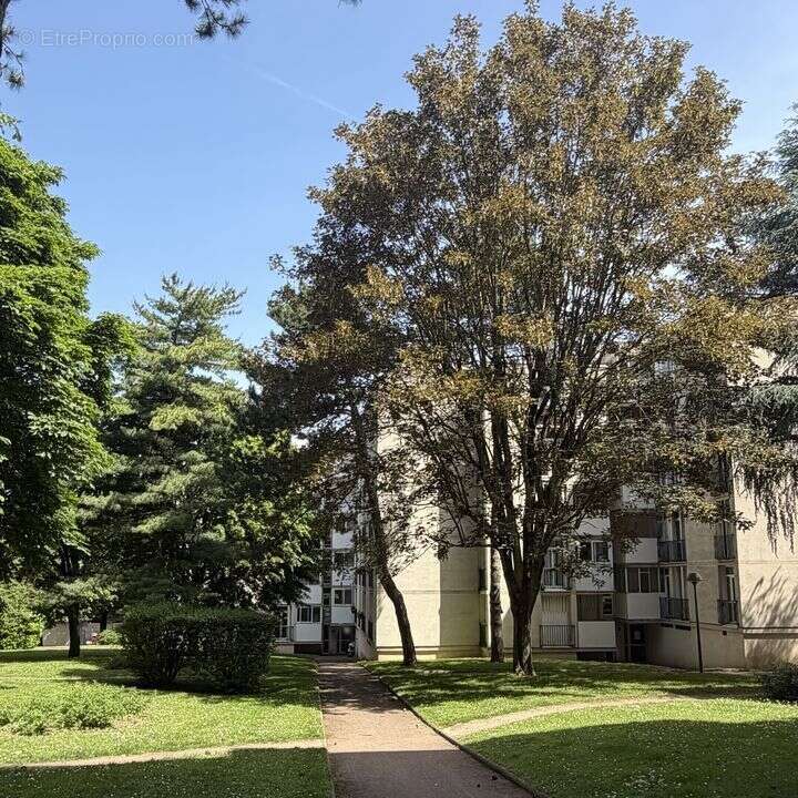Appartement à RIS-ORANGIS