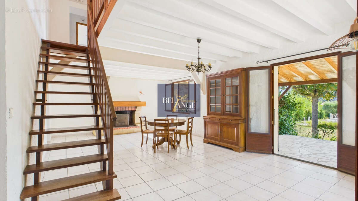 Maison à VALLON-PONT-D&#039;ARC