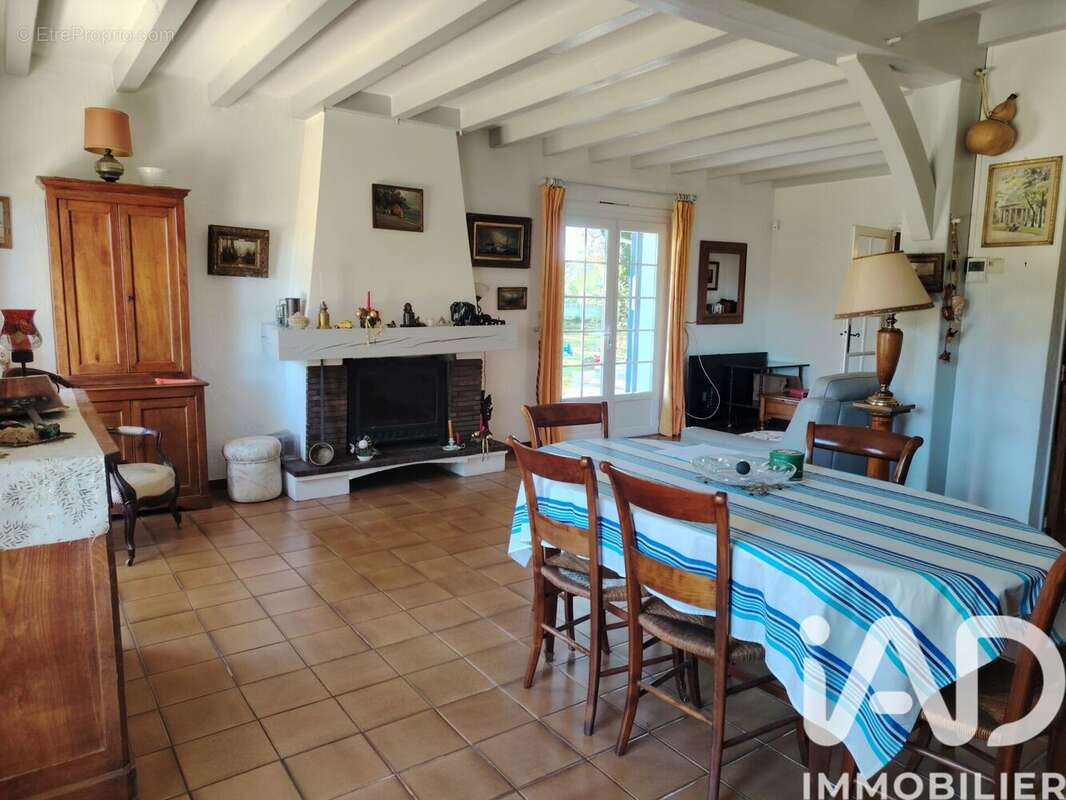 Photo 8 - Maison à SAUBION