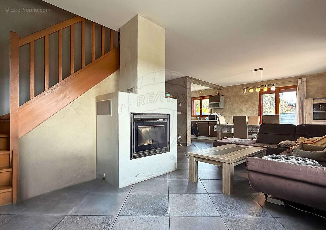 Maison à VIUZ-EN-SALLAZ