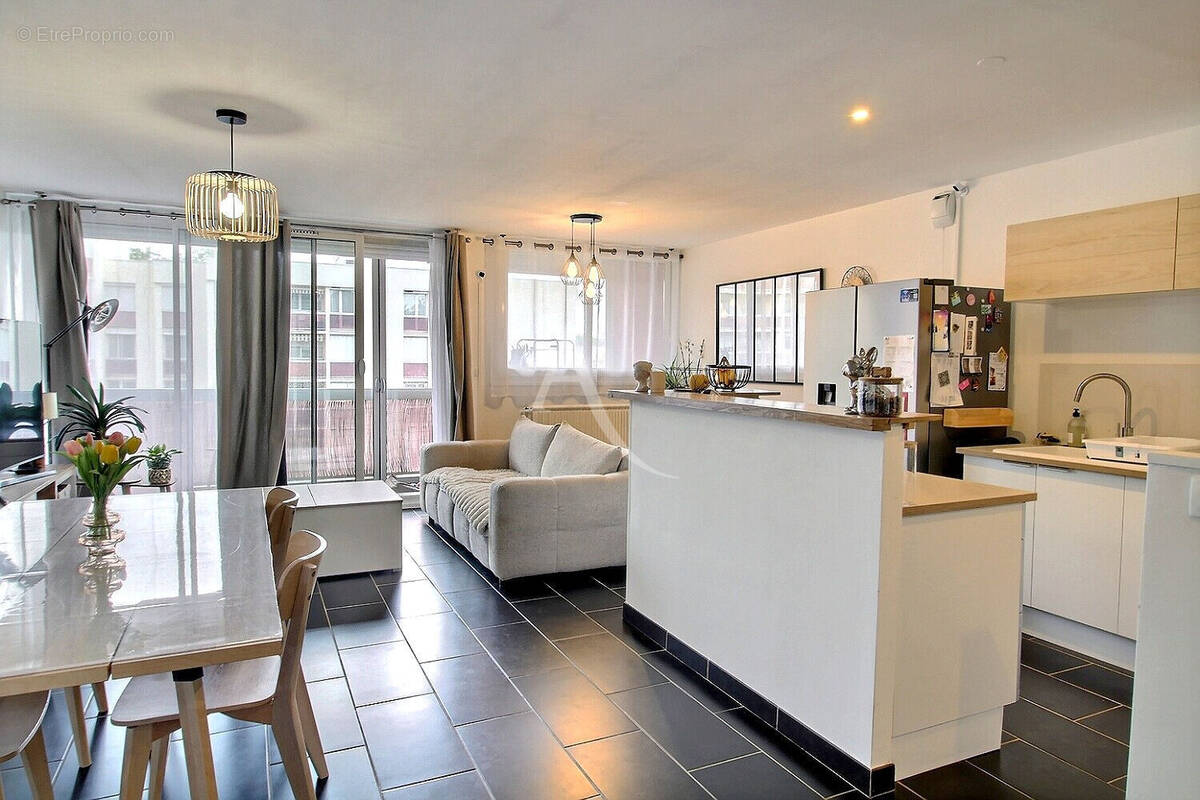 Appartement à MAUREPAS