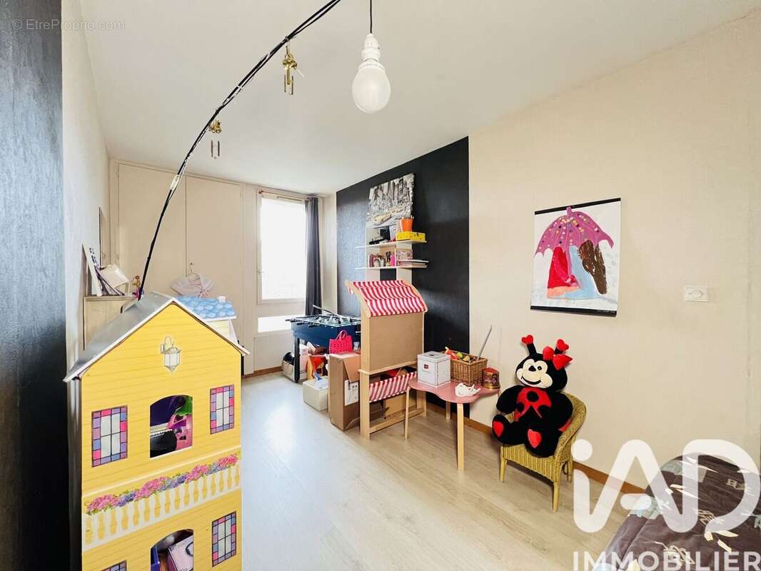 Photo 9 - Appartement à ELANCOURT