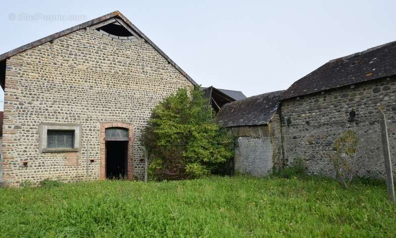 Maison à ARTIGUELOUVE