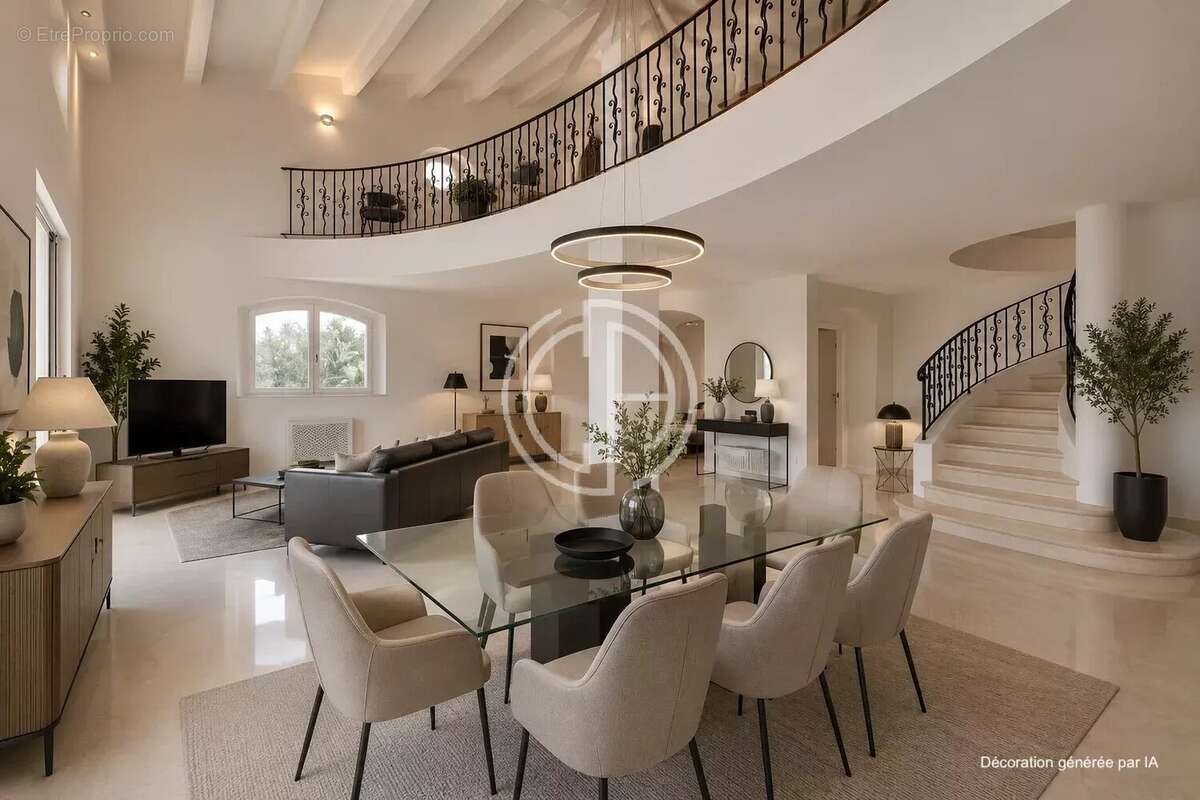 Maison à CANNES