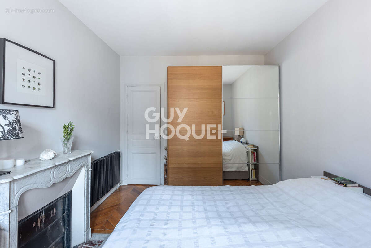 Appartement à PARIS-12E