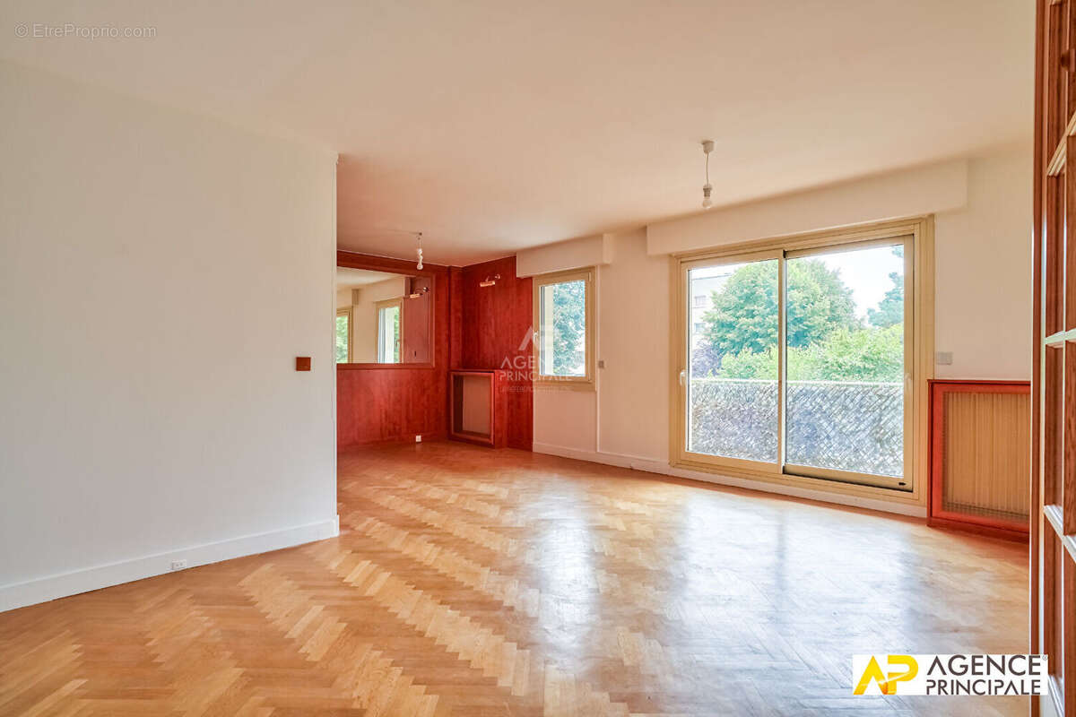 Appartement à MAISONS-LAFFITTE