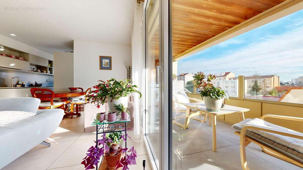 Appartement à LYON-3E