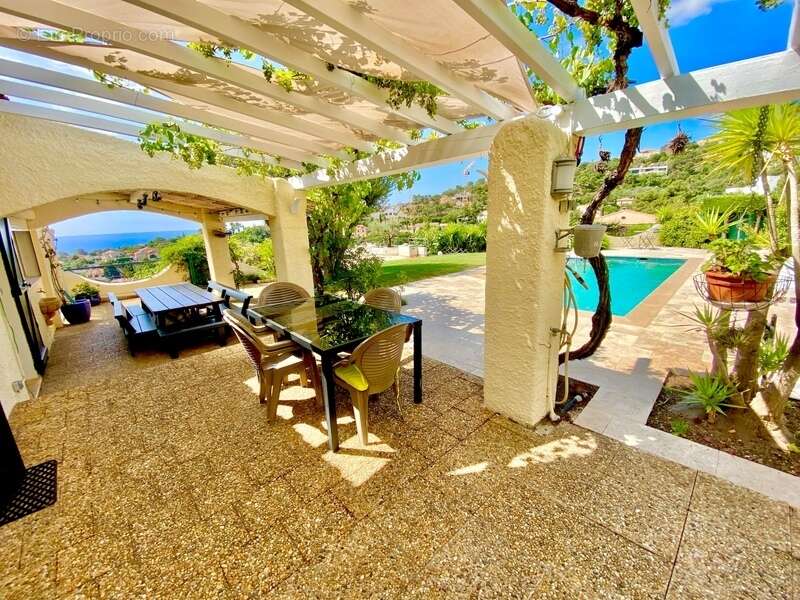 Maison à FREJUS