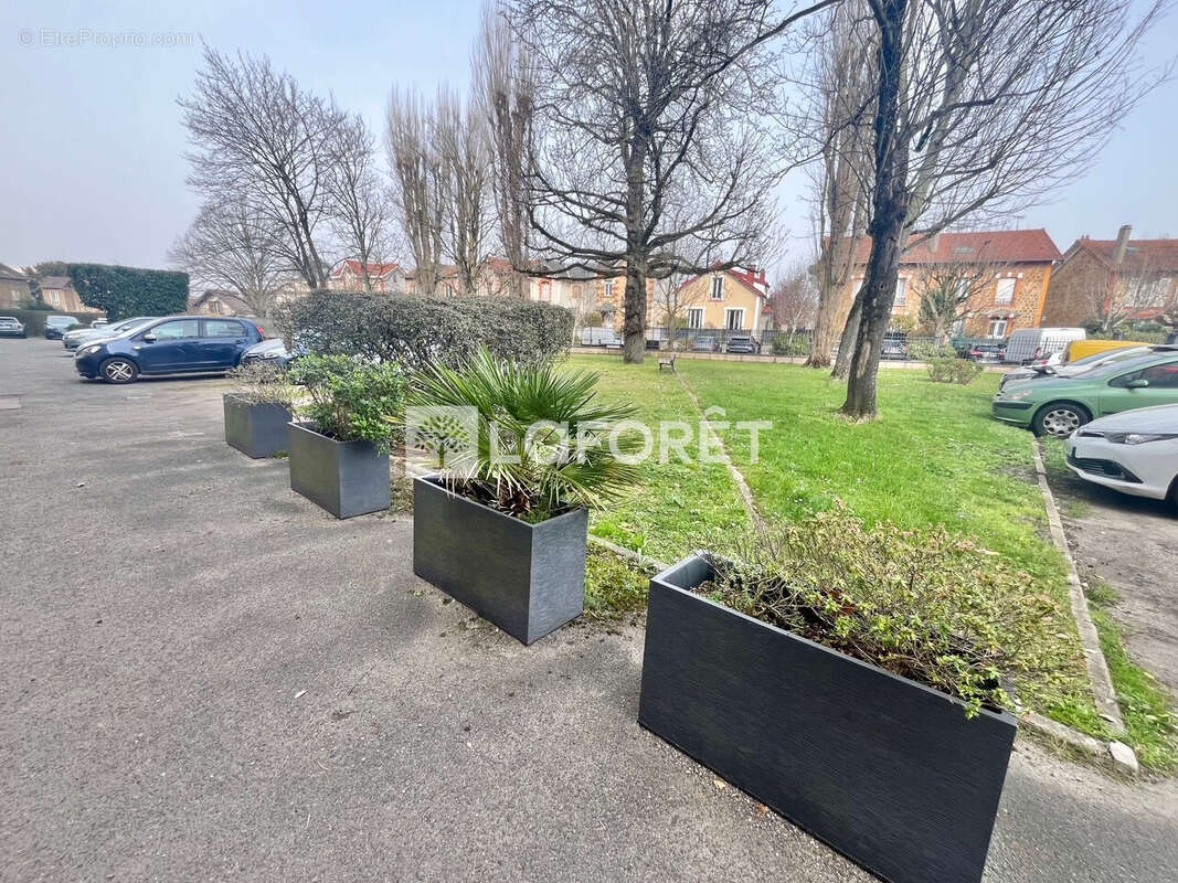 Appartement à LE RAINCY